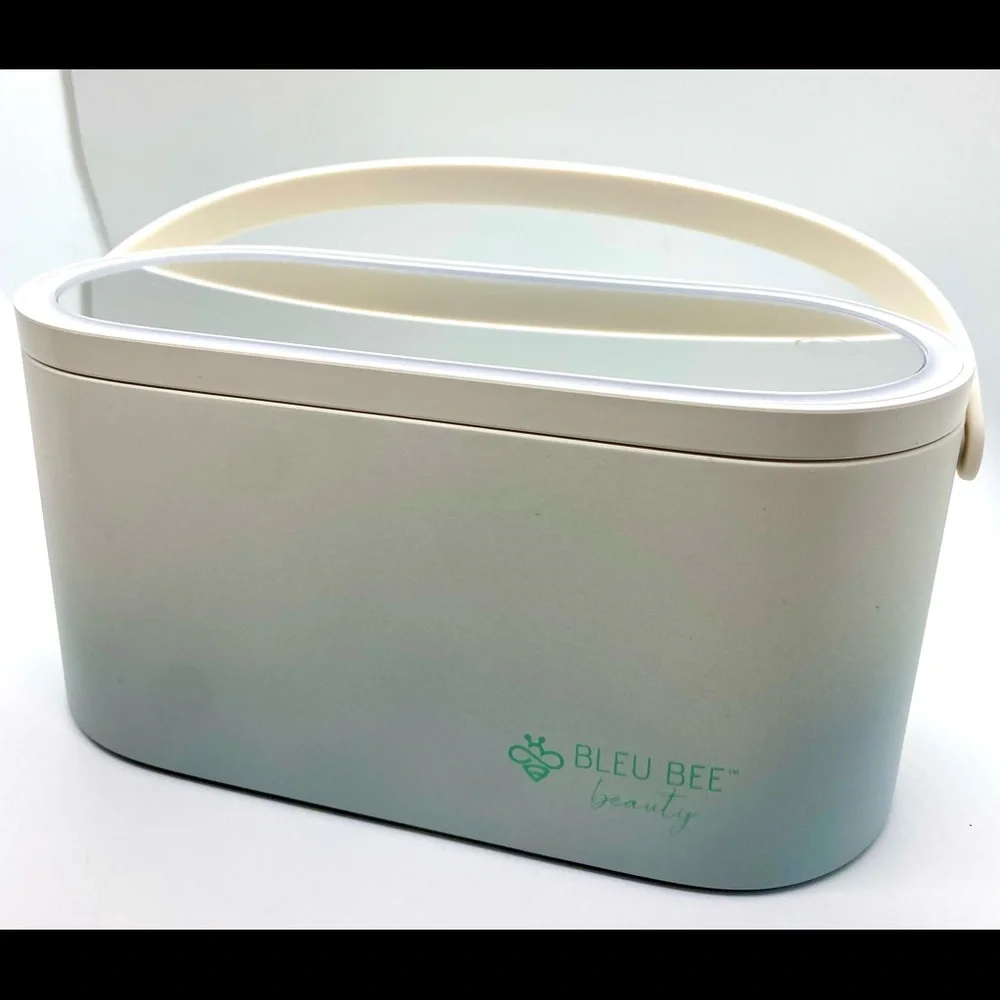 Buy One, Get One Free! NEW - MAKEUP CASE ORGANIZER | TRAVEL BOX LED MIRROR